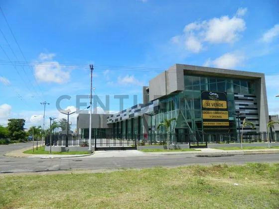 Centro Comercial En Venta    C.c Suata, Unare Ii