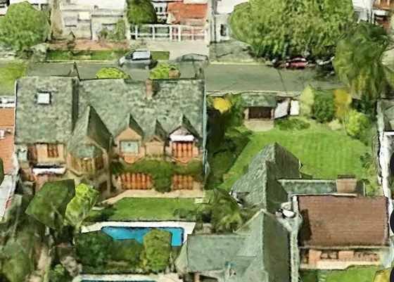 Venta Casa 8 Amb Jardín Pileta Cocheras Quinch Lav
