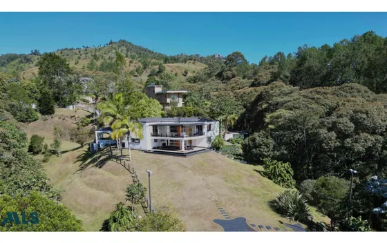 Casa Campestre En Fizebad Con Linda Vista Verde(mls#247998)