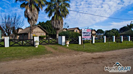 Complejo Turístico El Corralito, Fraccionado En 11 Unidades Con Pileta, Frente A Termas San José - Venta Exclusiva -