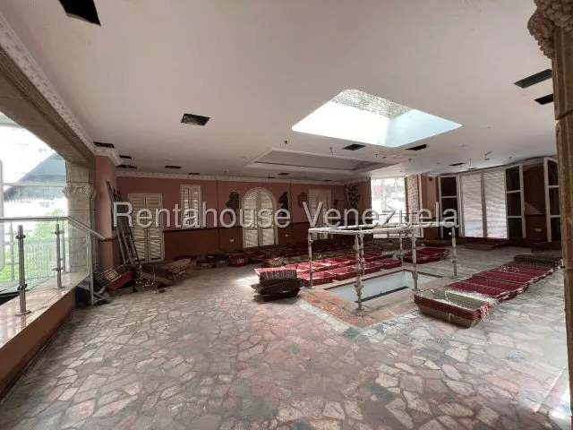 Local Comercial En Alquiler,los Palos Grandes Mls #25-18425 Sc
