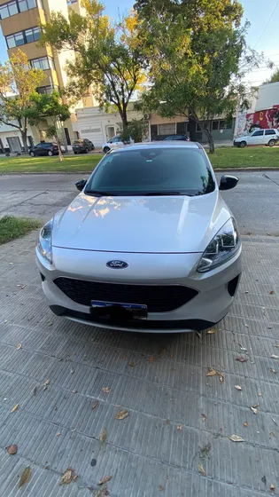 Ford Kuga Hibrida 2,5 Se