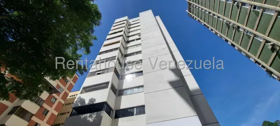 Alquiler Espacioso Apartamento Los Palos Grandes Om# 25-23919