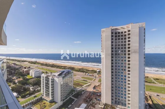 Venta Apartamento Dos Dormitorios Punta Del Este Edificio Look Brava