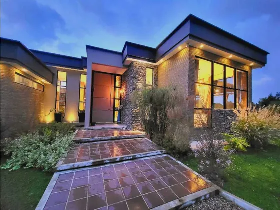 Casa En Venta En Tenjo - Casa De Lujo En Venta En Martin Espino