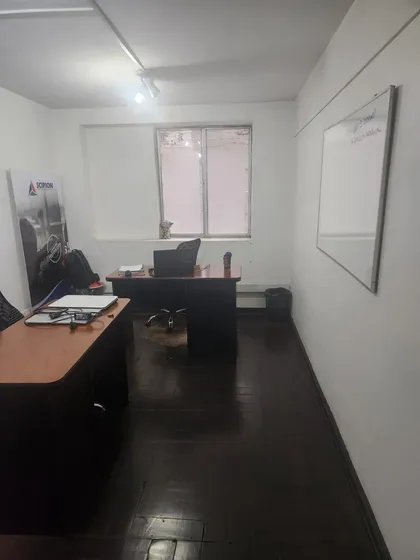 Oficina Totalmente Operativa En El Centro De Santiago