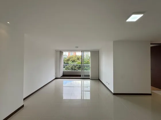 Arriendo Apartamento En El Esmeraldal