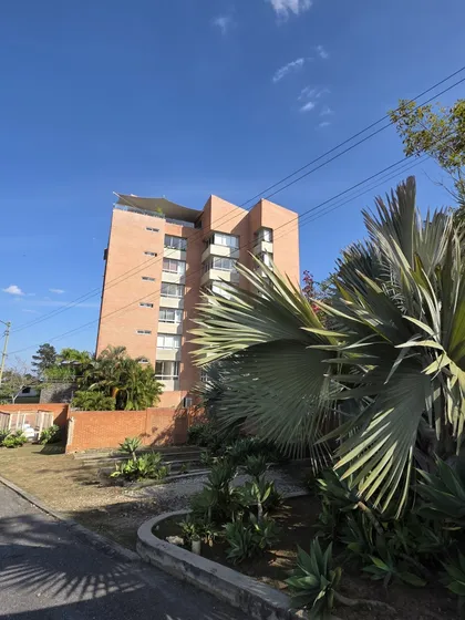 Apartamento De 3 Habitaciones Y 2 1/2 Baños