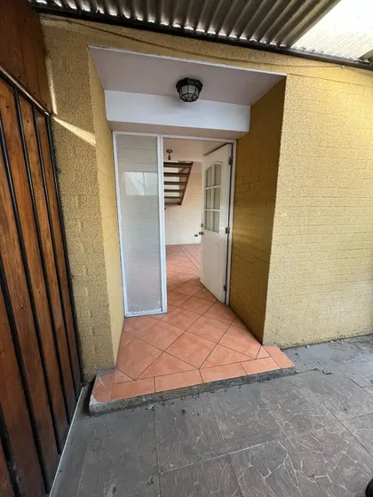 Se Vende Casa En Altos De Quilicura Metro Ferrocarril L3