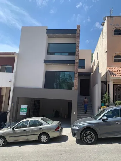 Casa En Venta En Satélite Acueducto, Monterrey