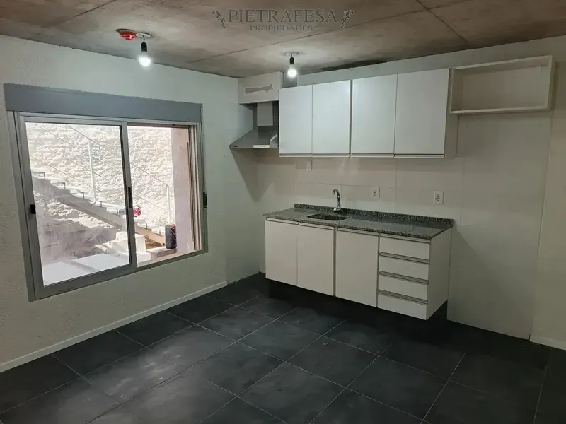 Apartamento En Alquiler, 1 Dormitorio, 1 Baño. Aguada. · Foto 1