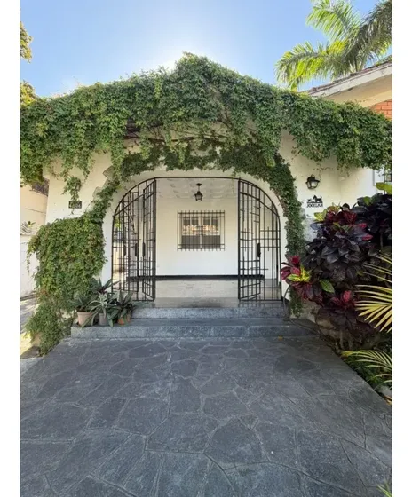 Se Alquila Casa 480m2 Altamira 8422