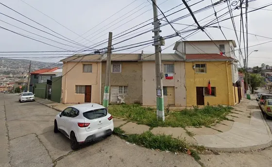 Casa En Venta De 2 Dorm. En Valparaíso
