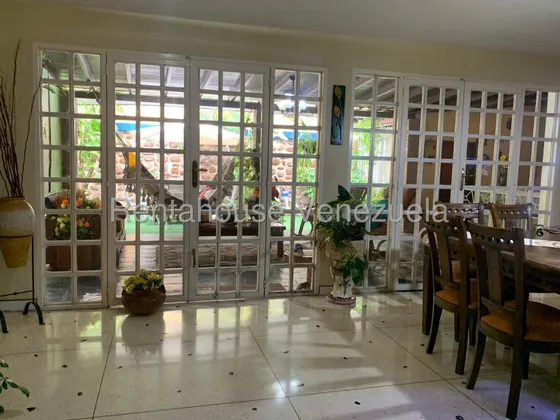 Julian Galindez Vende Excelente Casa En Colinas De Santa Rosa Barquisimeto  #25-24512