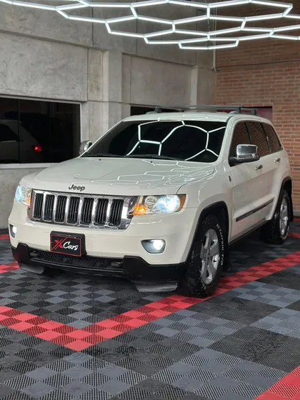 Jeep Grand Cherokee Laredo