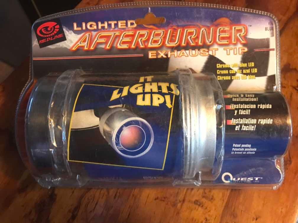 En La Compra De Un Automovil Se Paga El 16 Punta De Escape Con Luz Led (tuning) | Mercado Libre