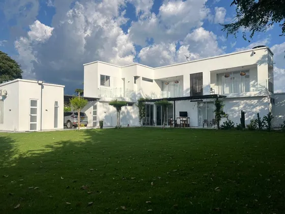 Finca De 1.050m2 En Parcelación Cerrada En Venta / Permuta Ginebra
