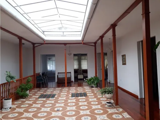 Venta Casa Con Renta En El Centro De Manizales | Castro Rosero