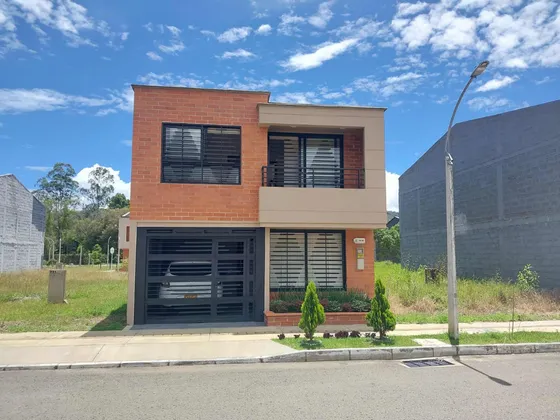 Venta Directa Espectacular Casa En La Ceja