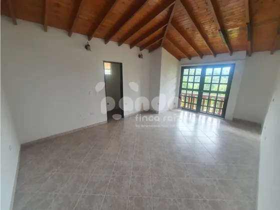 Casa Campestre En Alquiler En Envigado - El Salado