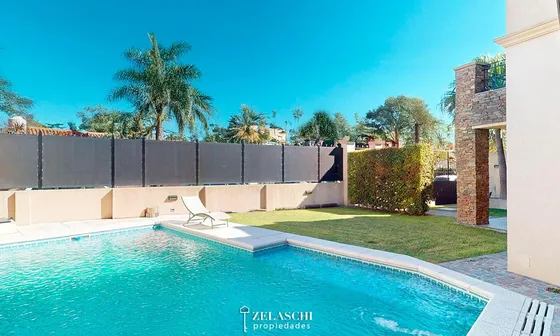 Casa En Venta: Calle De Los Ceibos, Ciudad Jardín