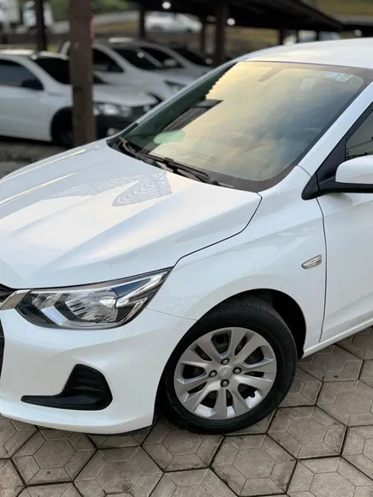Chevrolet Onix Onix Hatch Lt 1.0 12v Flex 5p Mec.