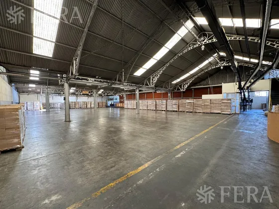Venta De Nave Industrial  En Quilmes Oeste