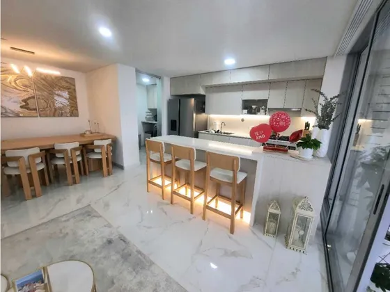 Venta Nuevo Y Moderno Apartamento En Envigado.