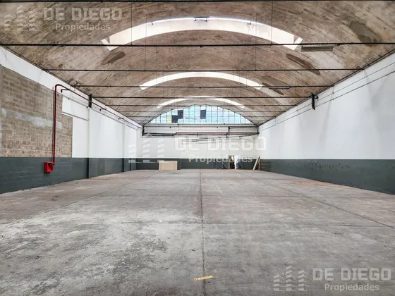 Deposito En Alquiler De 540 M2, Dentro De Predio Con Seguridad, Olivos