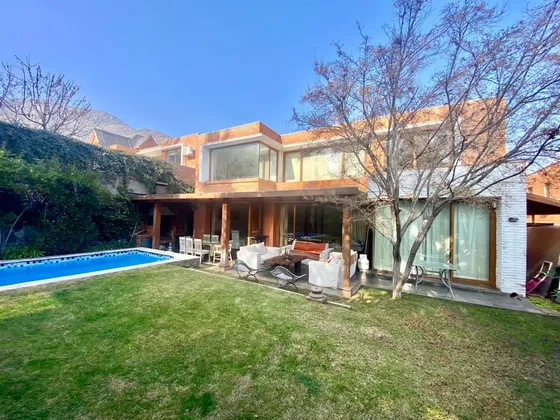 Condominio San Carlos De Apoquindo / Univ: Los Andes