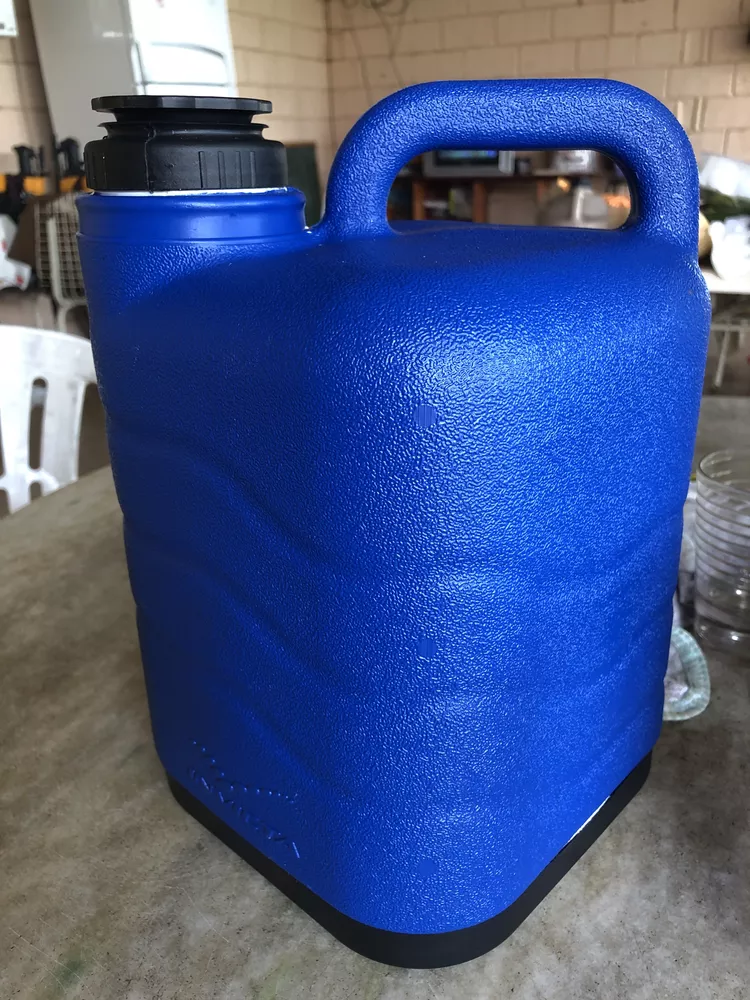 Garrafa Térmica de água 5l Azul Invicta - Loja TRC