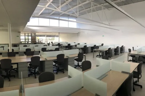 Oficina Amoblada Calle 26 Area 483m