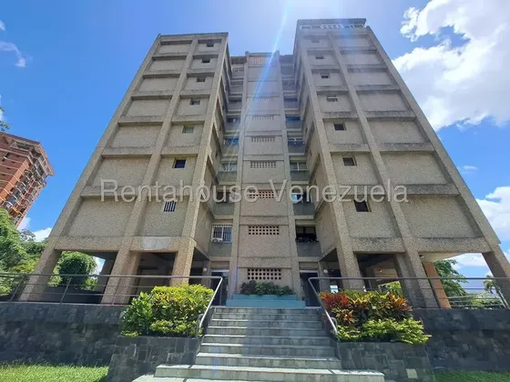 Impecable Apartamento En Alquiler Colinas De Bello Monte Abm