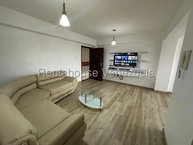 Neyda De Sousa Alquila Apartamento Semi - Amoblado En Barquisimeto Zona Centro Oeste De Barquisimeto Pedro León Torres Cod  25-19314 Nds