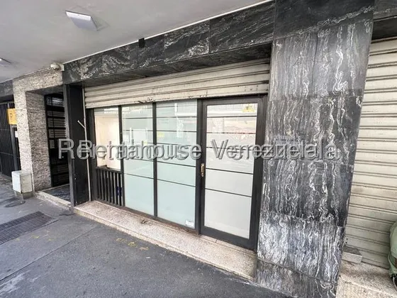 En Alquiler Practico Local A Pie De Calle En Chacao 25-22935 Gf