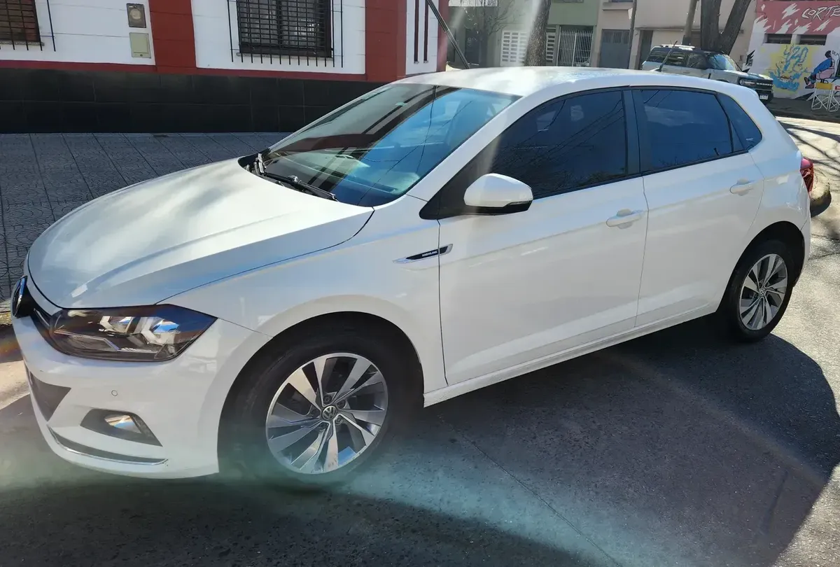 Volkswagen Polo 1.6 Msi Highline