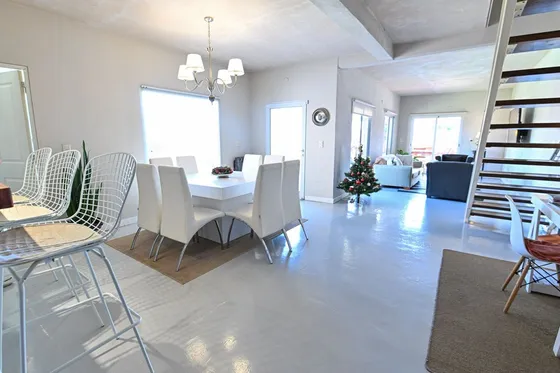 Casa 3 Dormitorios - Impecable