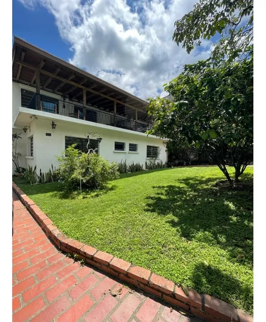 Casa En Venta 600 M2 - Urb. Altamira