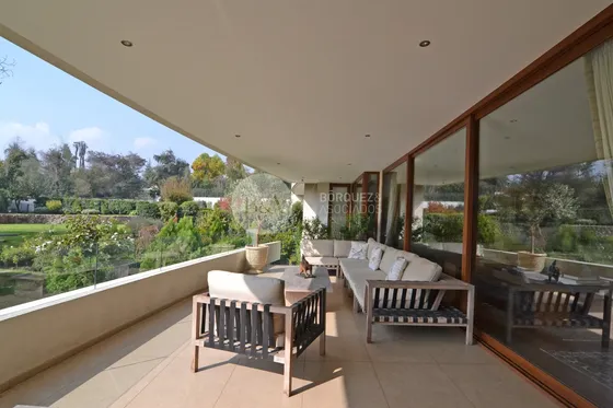 16573 - Duplex Con Jardin / Piedra Roja 
