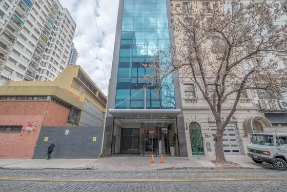 Edificio Comercial En Puerto Madero