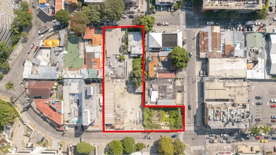 En Venta Lote De 5 Terrenos En La Castellana Cda. 23-16782