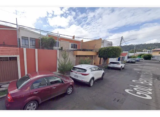 Casa En Remate En Nueva Chapultepec, Morelia, Michoacán De Ocampo