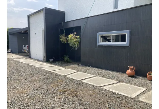 Arriendo Casa Campestre Via Pueblo Tapao.