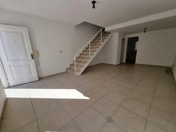Ph Tipo Duplex En Alquiler!!
