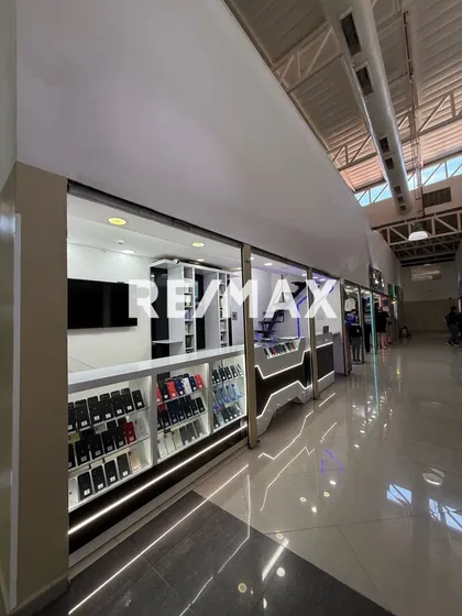 Local Comercial Cc. Mercado La Isla, Av. Terranova, Porlamar, Isla De Margarita Cod: 1383
