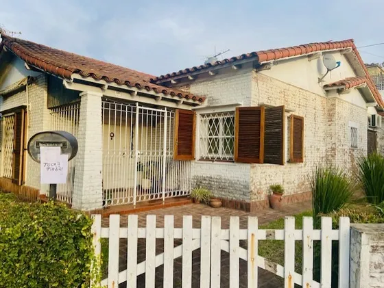 Casa En Castelar Norte Cerca Del Centro