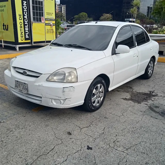 Kia Rio Stylus- Sincrónico