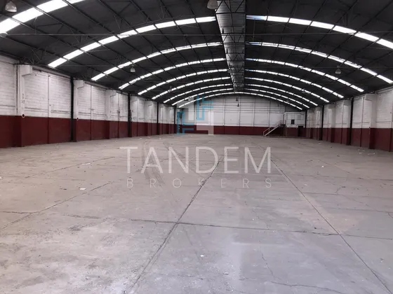 Alquiler Excelente Galpón Planta Libre En Zona Industrial A Metros De Panamericana