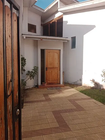 Casa En Venta De 4 Dorm. En Viña Del Mar
