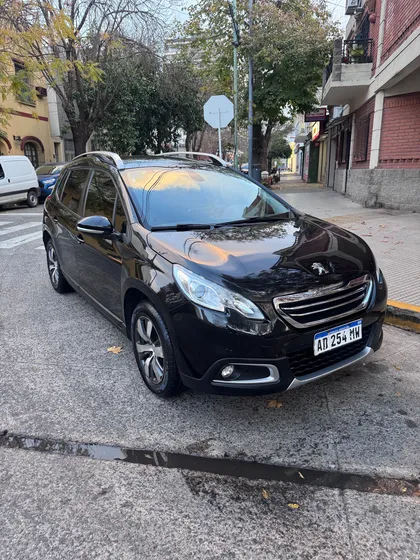 Peugeot 2008 1.6 Feline